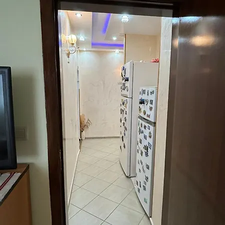 2 Bedroom 2 Beds Flat In Apartment